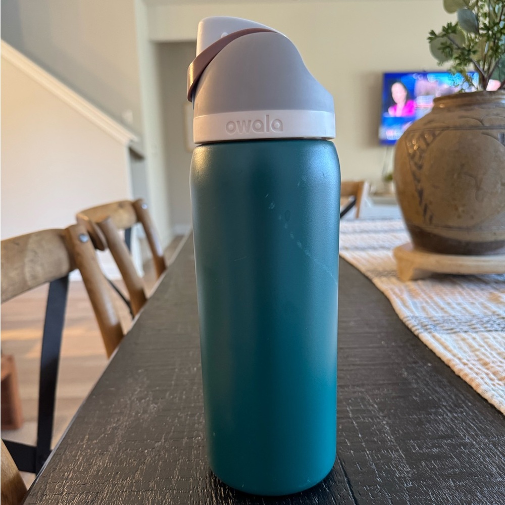 Owala FreeSip 32oz